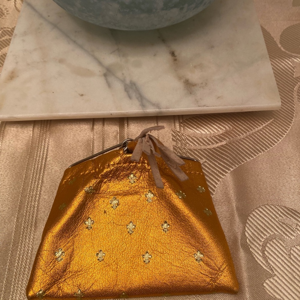 Firenze triangular leather coin purse - Picture 5 of 5